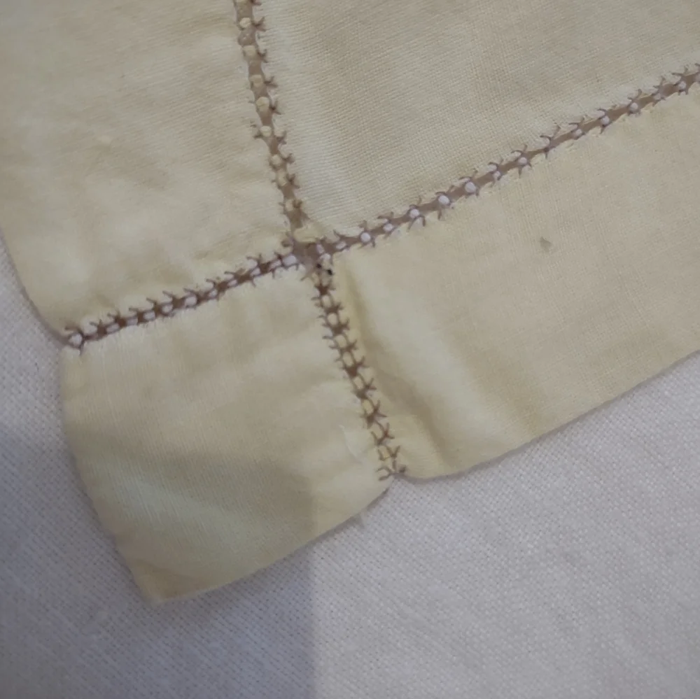 Sunshine Yellow Brown Oak Leaf Vintage Hand Embroidered Table Runner